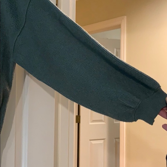 Lightly Worn Green Free People Sweater - Picture 4 of 4